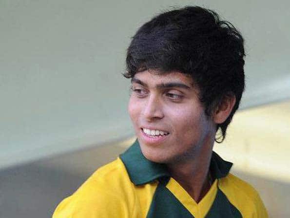 India A top-order collapse despite Akshay Darekar's six-wicket haul India A top-order collapse despite Akshay Darekar's six-wicket haul