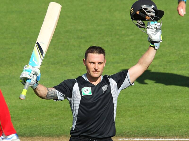 New Zealand amass 373 against hapless Zimbabwe in the third ODI