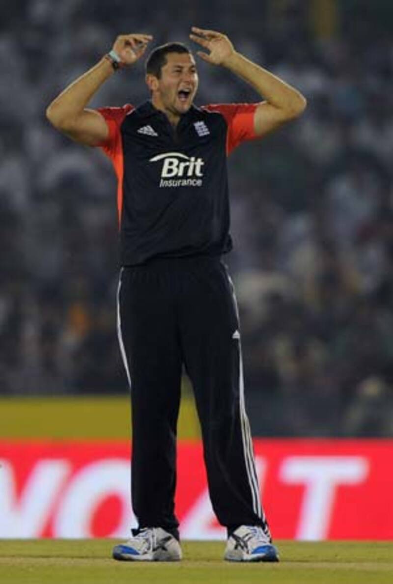 Tim Bresnan fined for showing dissent during the third ODI at Mohali
