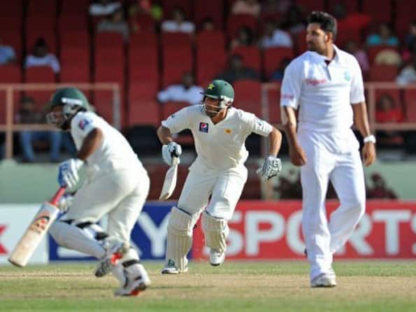 Misbah, Shafiq help Pakistan inch closer to victory over West Indies on day three of first Test 