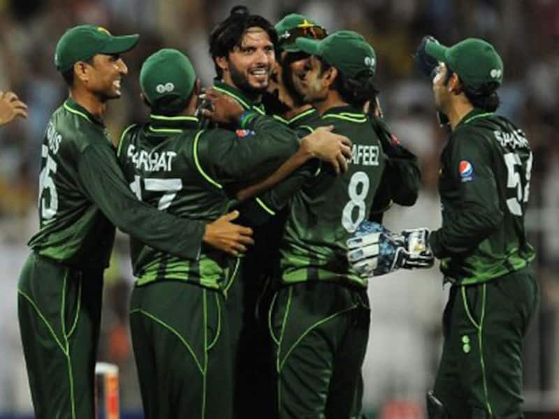 Ruthless Pakistan crush Bangladesh to seal series 