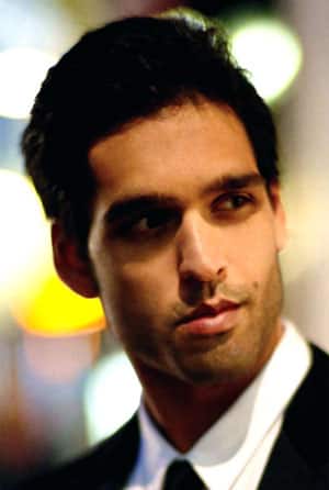 IPL 2012: Don't touch me, Sidhartha Mallya loses cool on reporters IPL 2012: Don't touch me, Sidhartha Mallya loses cool on reporters