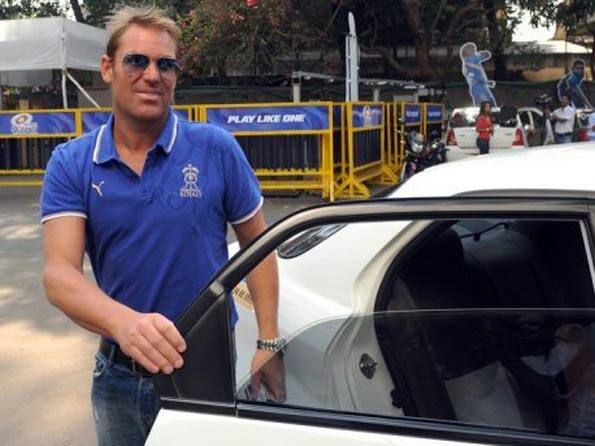 Cyclist accuses Shane Warne of damaging his bike Cyclist accuses Shane Warne of damaging his bike