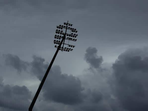 Bad light interrupts play on third day