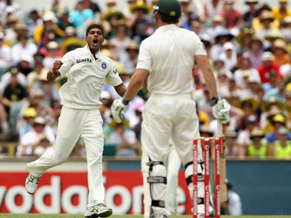 Live Cricket Score India vs Australia third Test at WACA, Perth: India grab three wickets