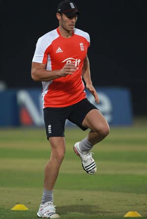 Tall Tremlett will pose a challenge for Tendulkar: Warne