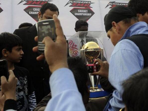 World Cup hopefuls, organisers on tightrope World Cup hopefuls, organisers on tightrope