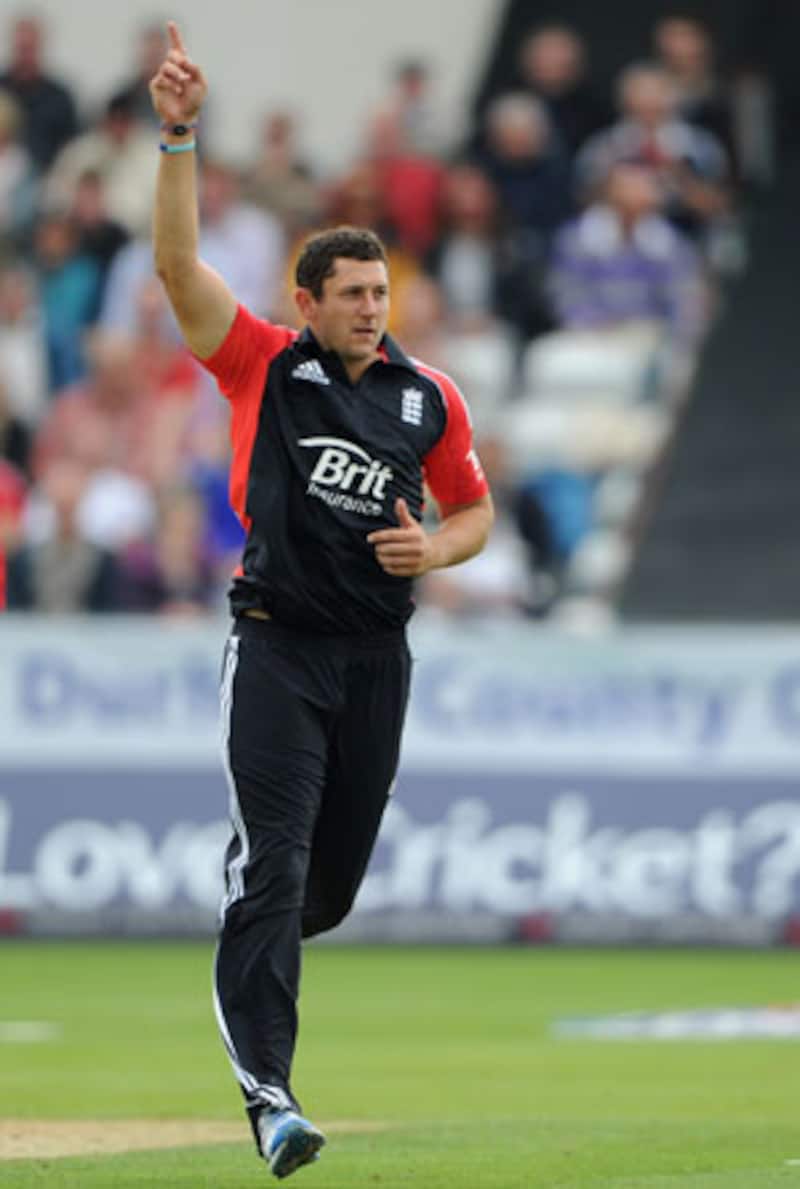 Bowling in India different than England: Bresnan