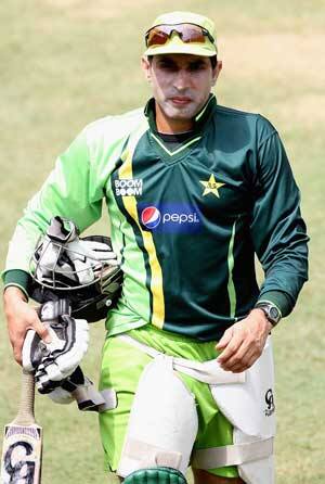 Only political intervention can resume Indo-Pak cricket ties: Misbah 
