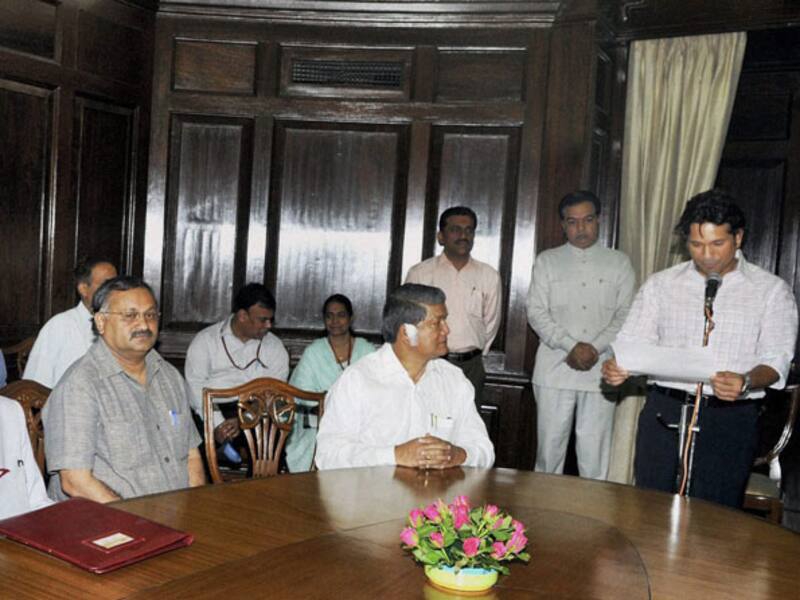 Sachin Tendulkar's Rajya Sabha oath ceremony marred by controversy