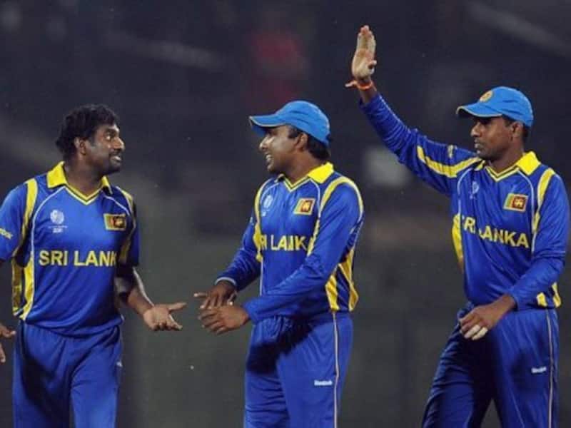 Lanka eye final surge