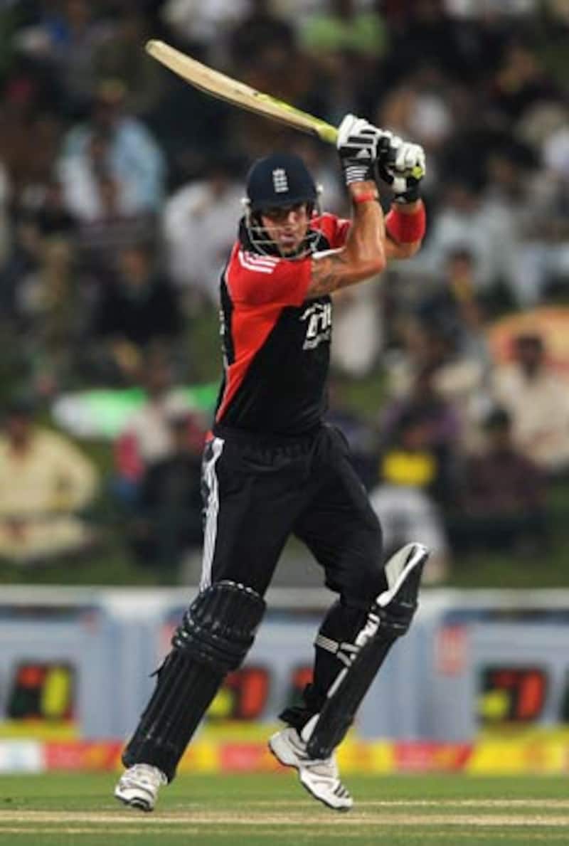 Sad for Kevin Pietersen to retire in his prime: Andy Flower