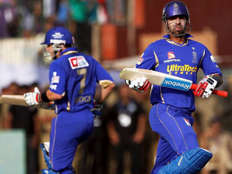 Brad Hodge, Ashok Menaria guide Rajasthan Royals to 164 against Kolkata Knight Riders