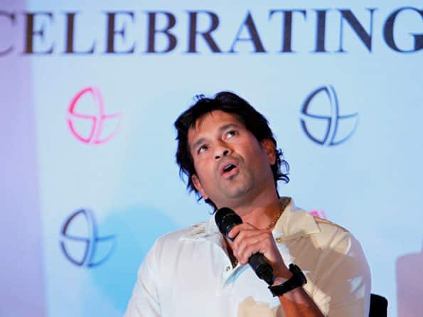 Sachin Tendulkar to be felicitated with 100 gold coins by MCA Sachin Tendulkar to be felicitated with 100 gold coins by MCA