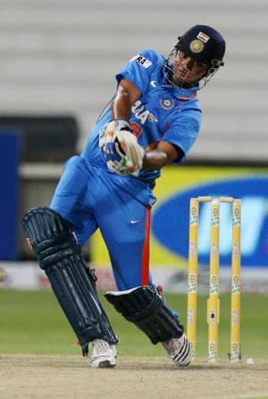 Raina praises young Indian team