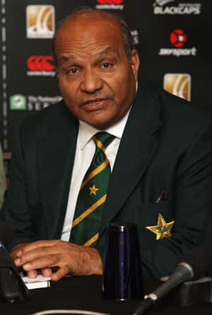 Forming players association won't help, says Intikhab 