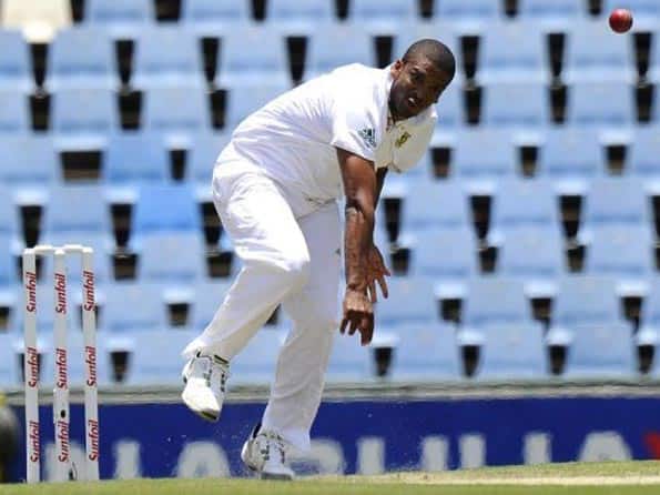 Sri Lanka struggle on day one as Vernon Philander strikes twice