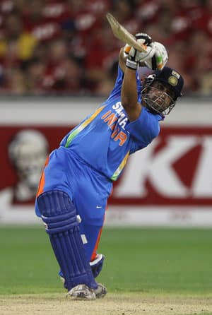 Gambhir guides India to emphatic eight-wicket win over Australia at MCG 