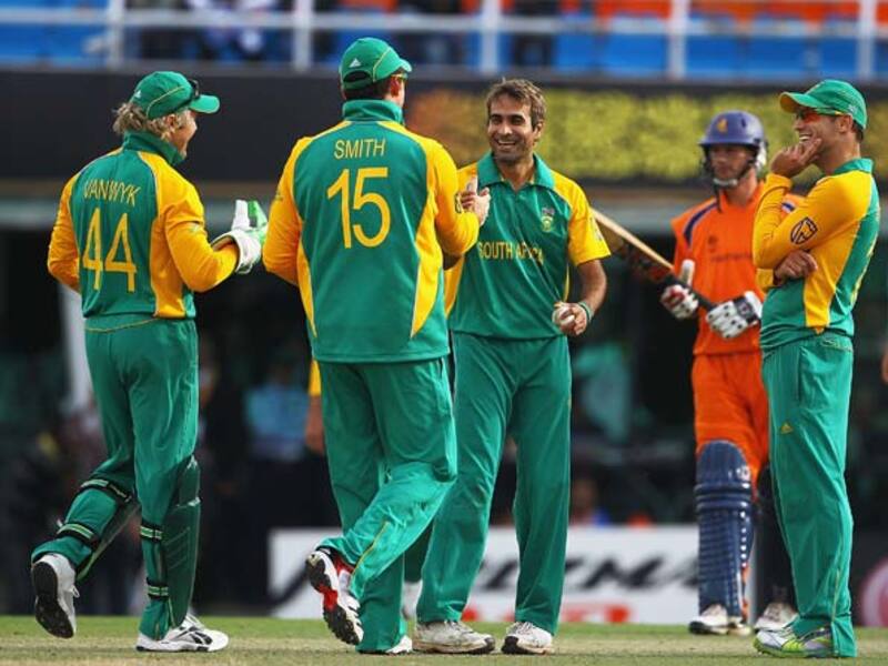 South Africa stroll to easy win over Netherlands
