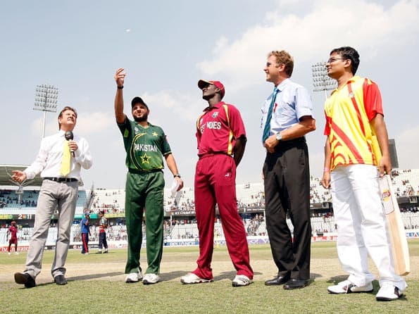 West Indies win toss, elect to bat against Pakistan West Indies win toss, elect to bat against Pakistan