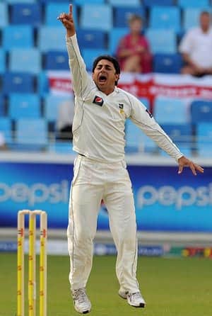 Ajmal threatens to take Swann's place as the No 1 spinner in the world