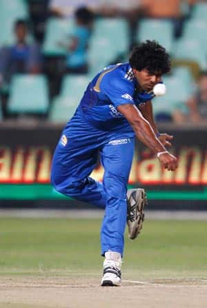 Malinga yorks Delhi out for 95 Malinga yorks Delhi out for 95