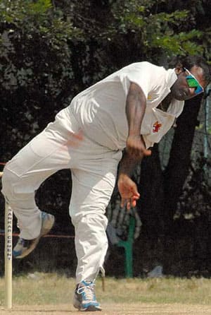 Mumbai take control on day two despite Khanolkar's five-wicket haul