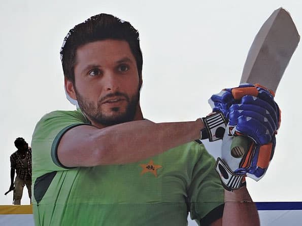 Hampshire urge PCB to reverse ban on Afridi Hampshire urge PCB to reverse ban on Afridi
