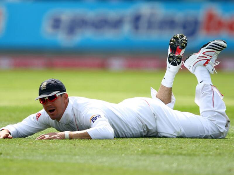 Kevin Pietersen fined over Twitter comments on Nick Knight