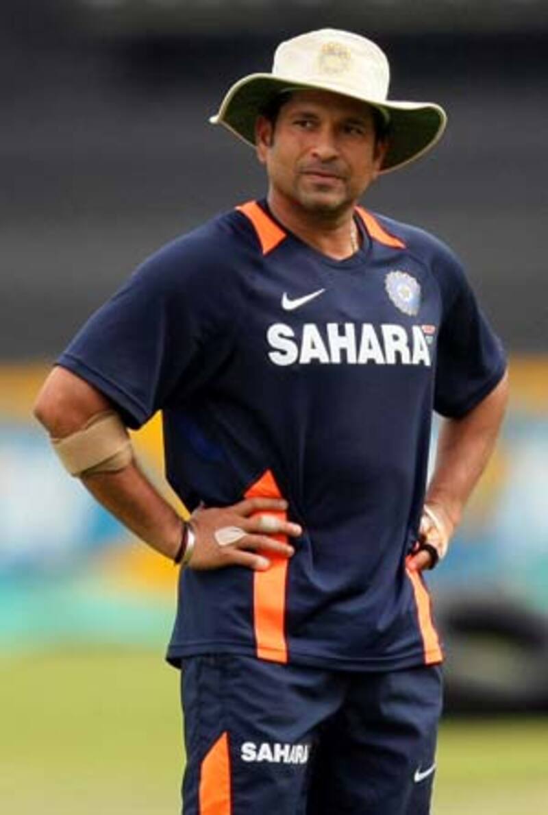 BJP leaders congratulate Sachin Tendulkar for scoring 100th century