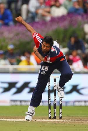 Milind Kumar's half-century puts Delhi in command on day two