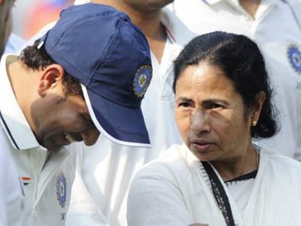 Sachin Tendulkar should be honoured with Bharat Ratna: Mamata Banerjee Sachin Tendulkar should be honoured with Bharat Ratna: Mamata Banerjee