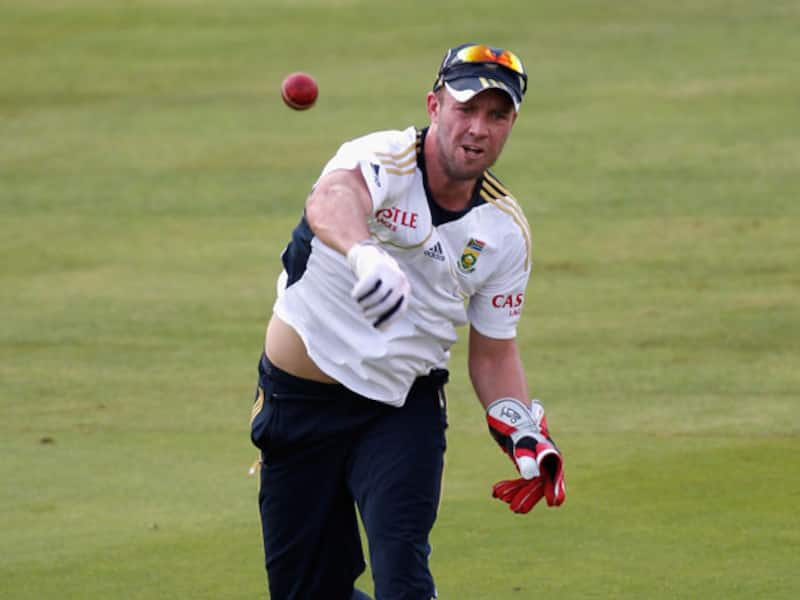 ICC T20 World Cup 2012: AB de Villiers surprised by India's strategy