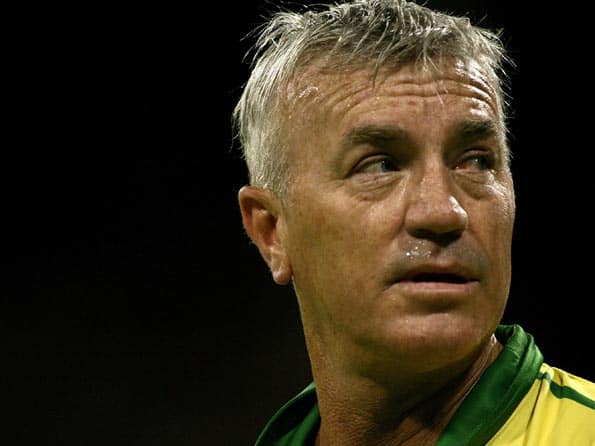 Michael Clarke deserved a knock on the face, says Greg Matthews