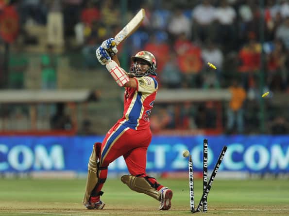 IPL 2012: Bookies bribed Sri Lankan cricketer to fix match IPL 2012: Bookies bribed Sri Lankan cricketer to fix match