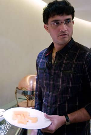 Fans celebrate Ganguly's birthday with great joy Fans celebrate Ganguly's birthday with great joy