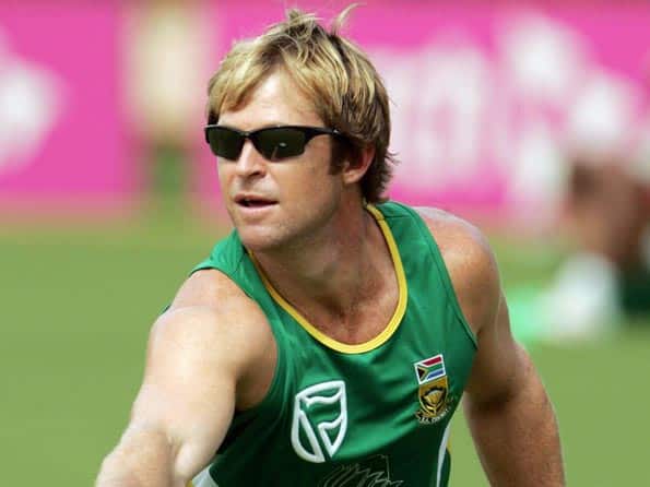Jonty Rhodes reveals why he gave a miss to Bigg Boss 5 Jonty Rhodes reveals why he gave a miss to Bigg Boss 5