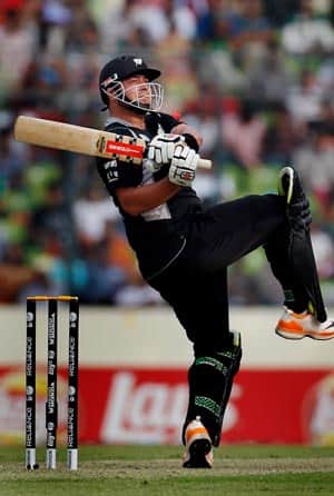 Mishra's final flourish helps Pune beat Kochi by 4 wickets Mishra's final flourish helps Pune beat Kochi by 4 wickets
