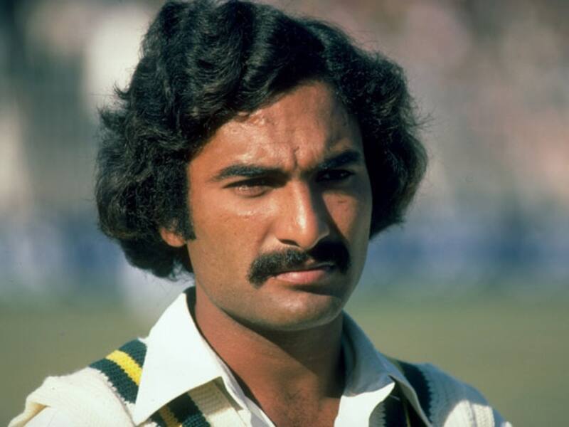 Ex-Pak batsman charged with corruption