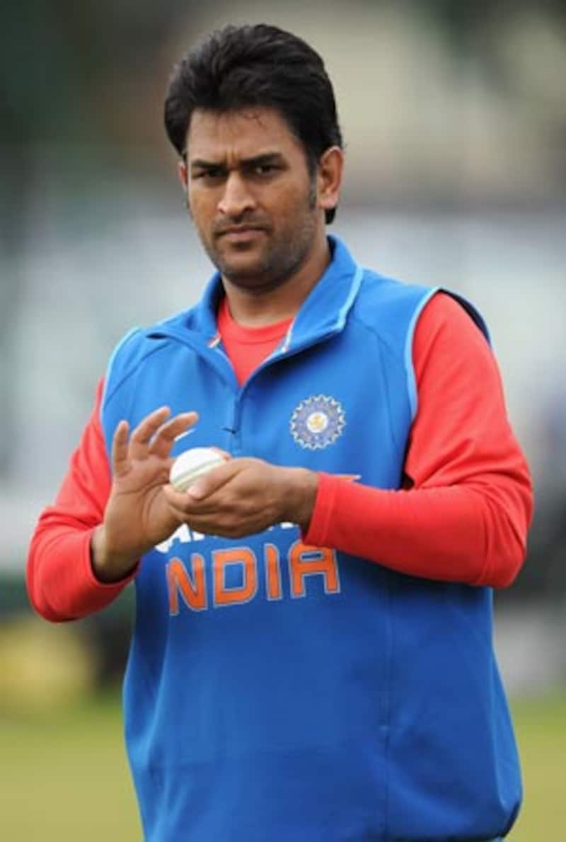 Bihar govt asks Dhoni for sports academy project report