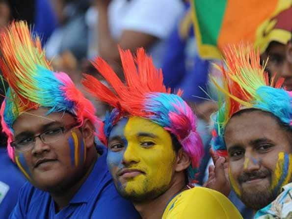 Lankan fans slam team after defeat against Pak Lankan fans slam team after defeat against Pak