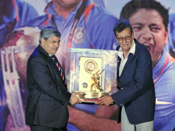 BCCI to felicitate former Indian player Salim Durrani BCCI to felicitate former Indian player Salim Durrani
