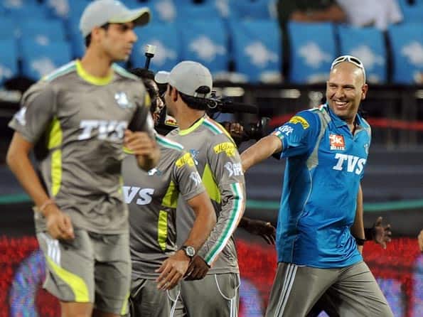 Yuvraj Singh urges media to end questions on illness Yuvraj Singh urges media to end questions on illness