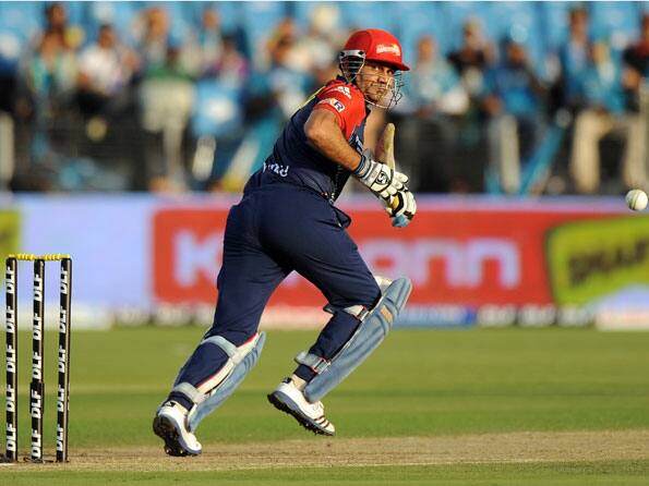 Virender Sehwag's fifty helps Delhi Daredevils cruise to win