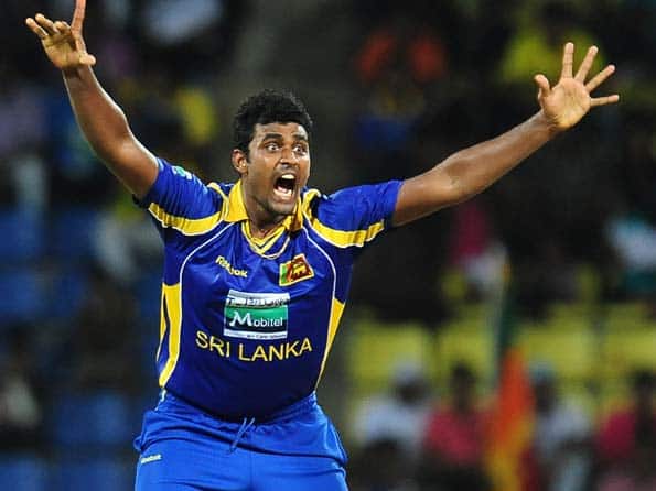 Thisara Perera's six-wicket haul bowls Sri Lanka to victory over Pakistan