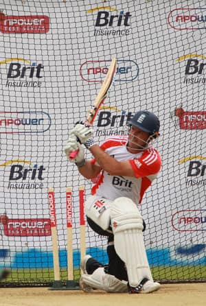 Strauss to play for Somerset to warm-up against India Strauss to play for Somerset to warm-up against India