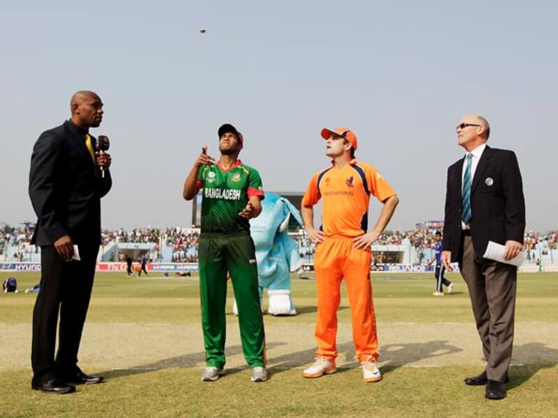 Netherlands win toss, elect to bat against Bangladesh