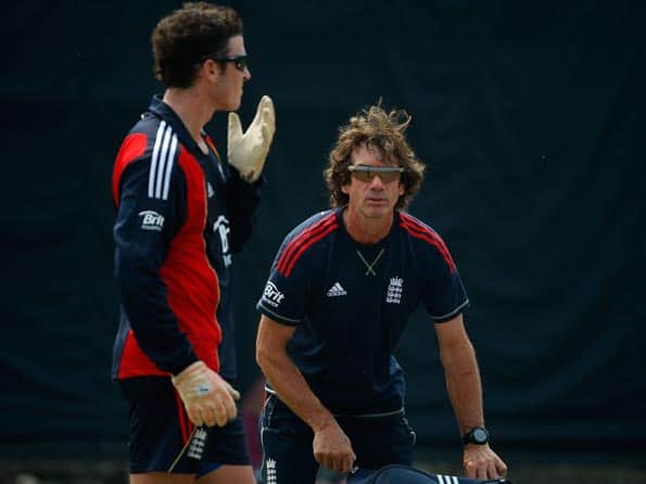 Dhoni's skills on par with Healy, says England wicket-keeping coach Dhoni's skills on par with Healy, says England wicket-keeping coach