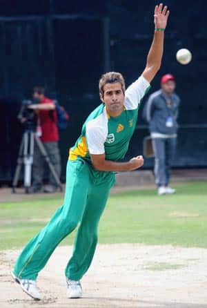 Preview: Imran Tahir could trouble beleaguered England