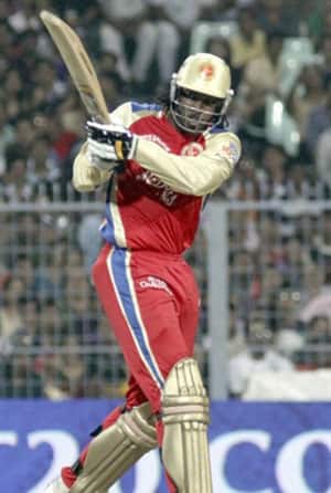 IPL 2012: Spectator hit by Chris Gayle six, discharged from hospital